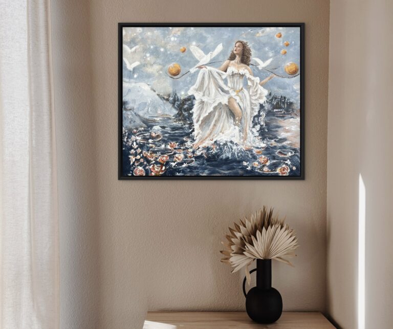 Et maleri som fortæller historien om at finde og bevare balancen i livet. Kvinden træder frem af vandet omgivet af blomster, fugle og lys – symboler på styrke, fred og skønhed.